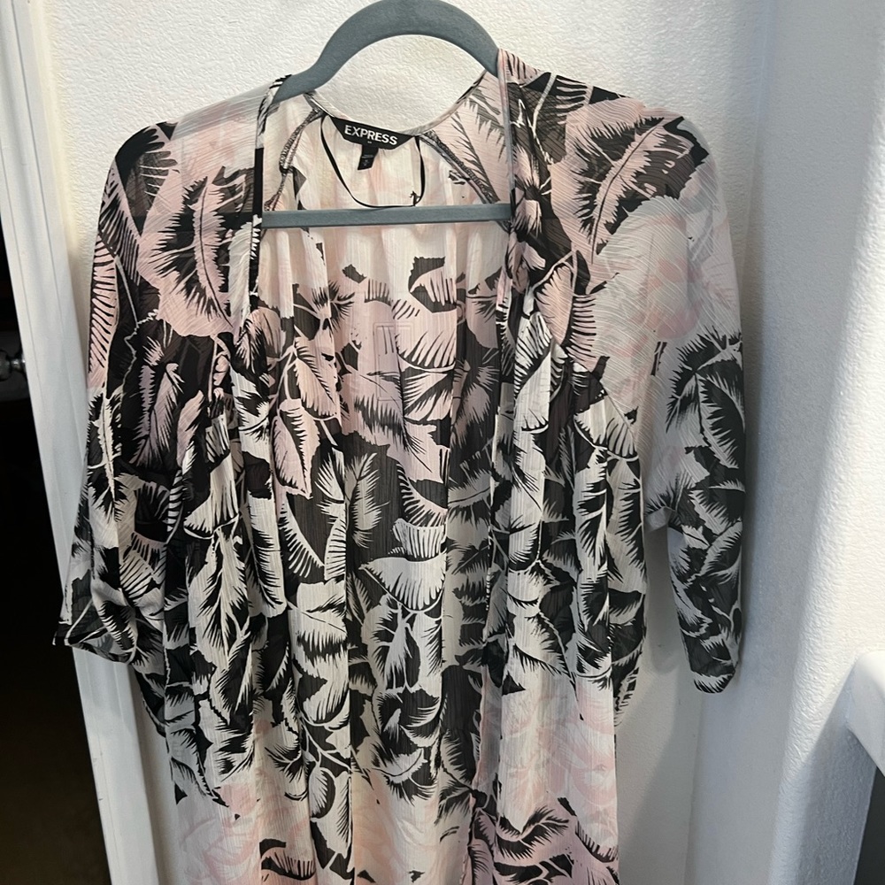 Express cover up size medium